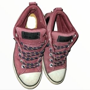 Converse red tennis shoes